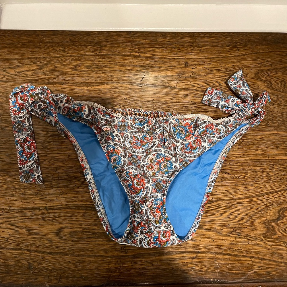 Bikini bottom
